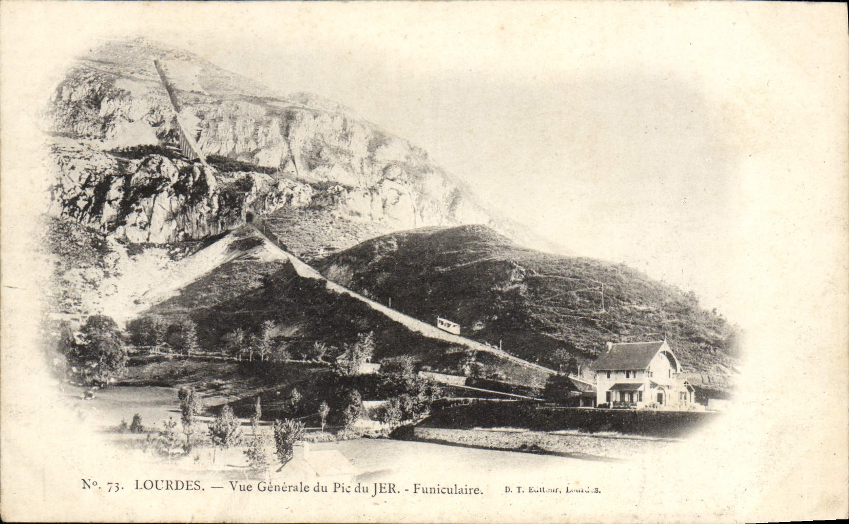 VINTAGE POSTCARD Heavy View Of the Peak Of Funicular Jer