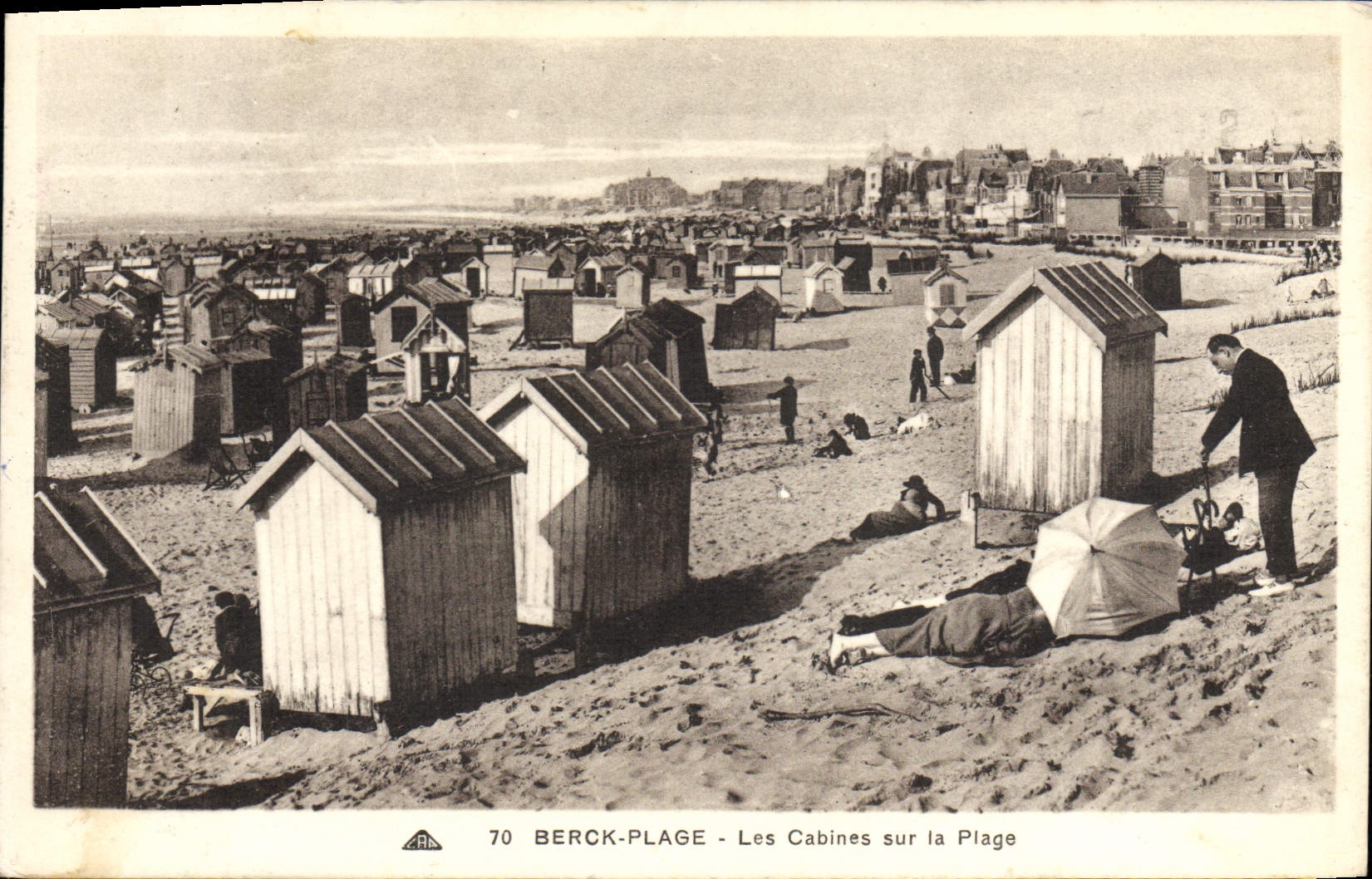 CPA Berck Plage Les Cabines Sur La Plage