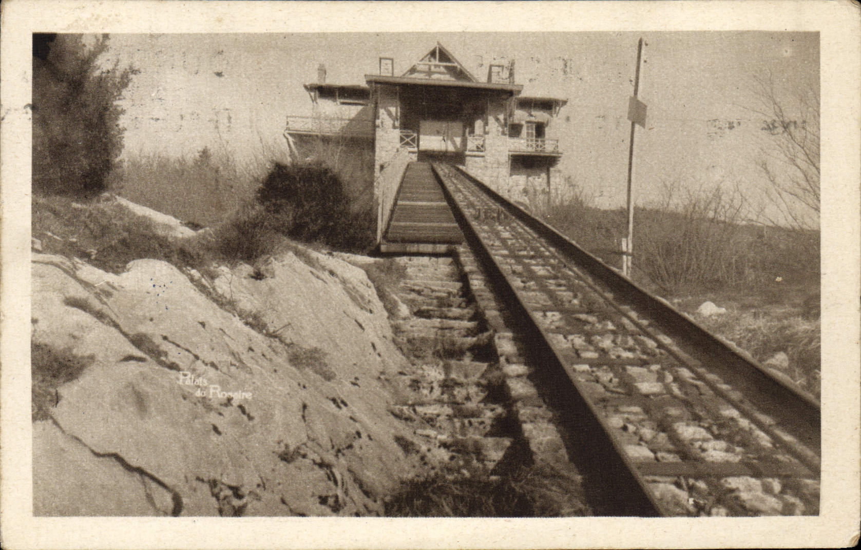 VINTAGE POSTCARD Lourdes Parks higher Funicular