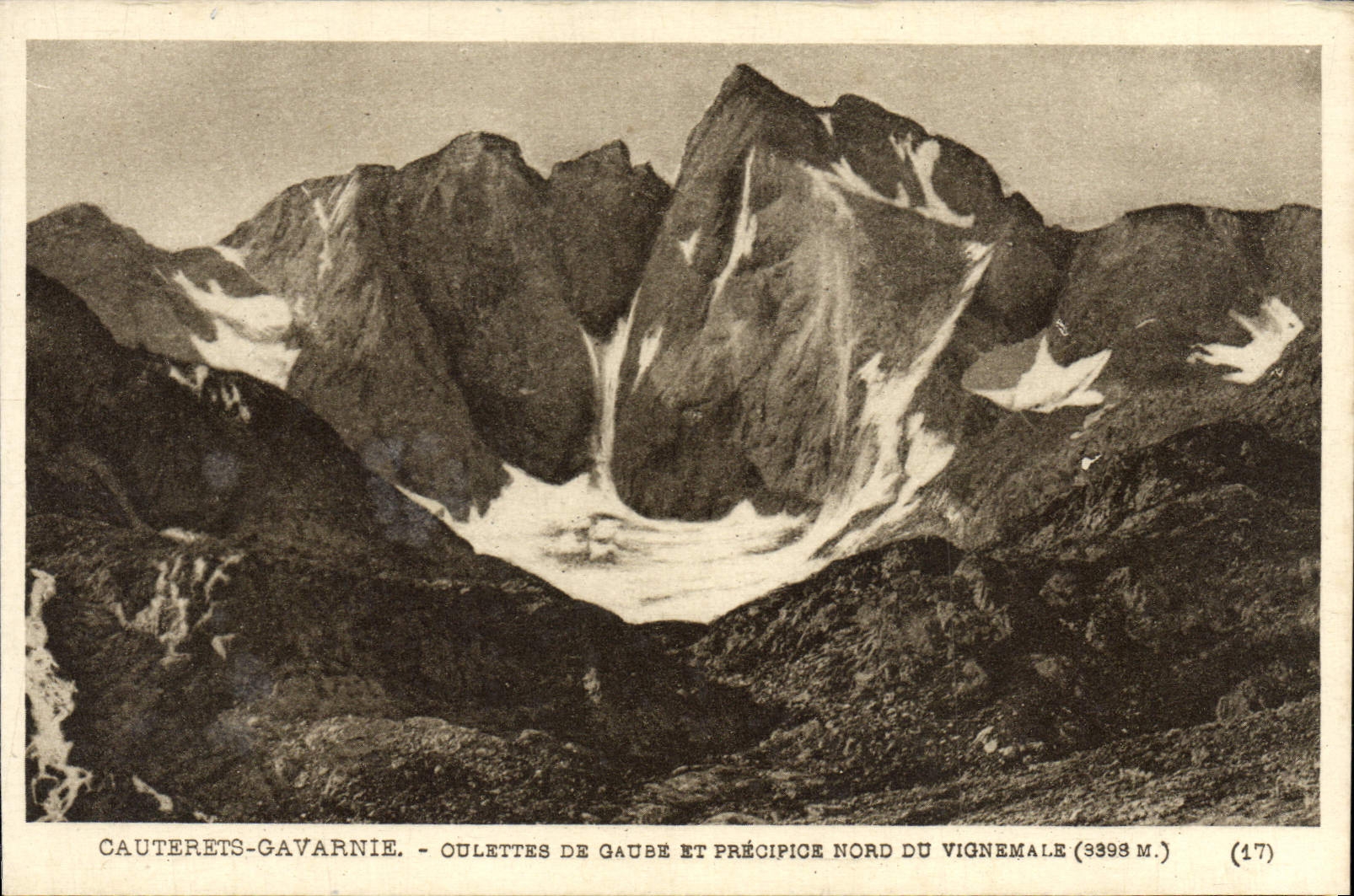 CPA Cauterets Gavarnie Oulettes de Gaube et precipice Nord du Vigenmale