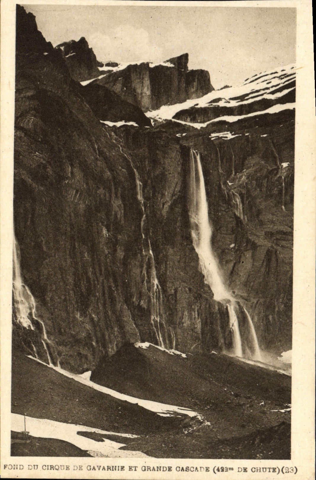 VINTAGE POSTCARD Fund Of the Circus De Gavarnie And Grande Cascade
