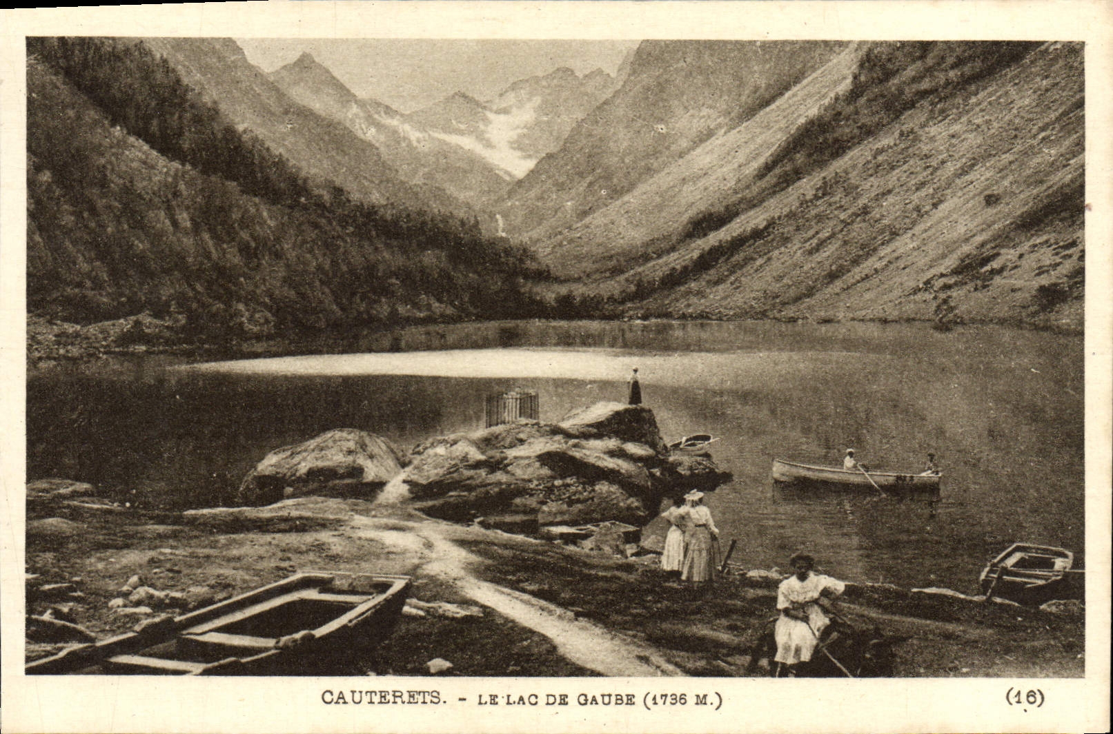 CPA Cauterets Le Lac De Gaube