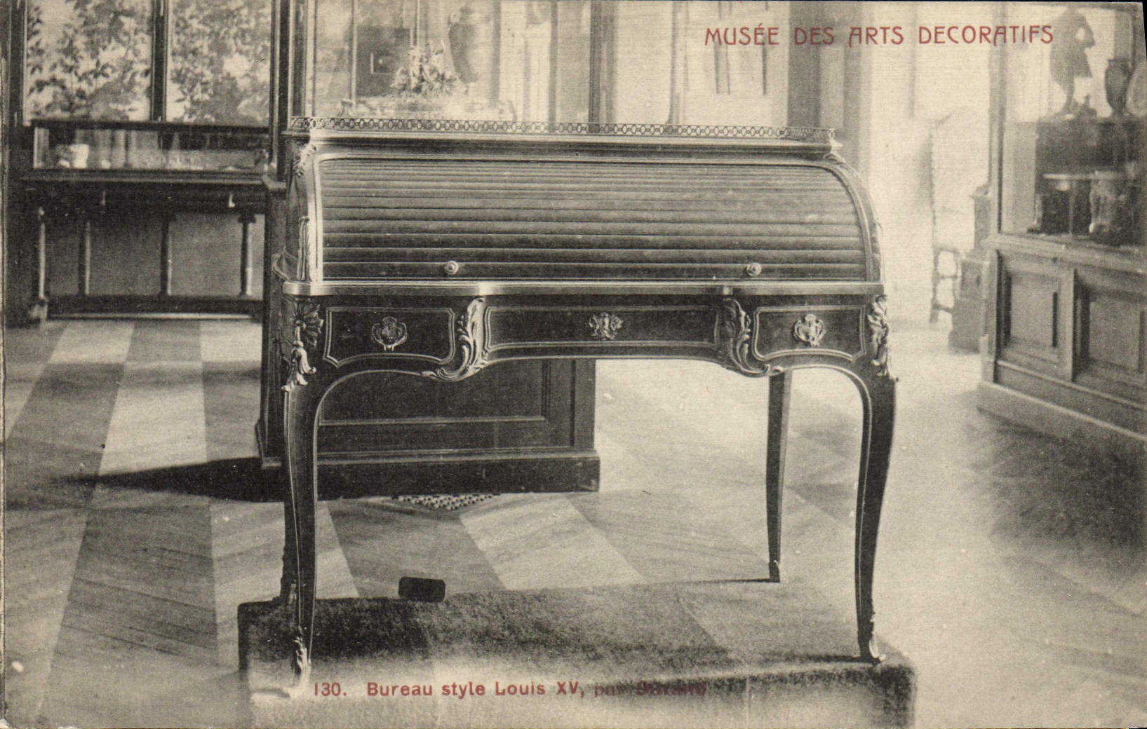 Museo de la POSTAL de la VENDIMIA del estilo decorativo Louis de la oficina de los artes XV de Burano