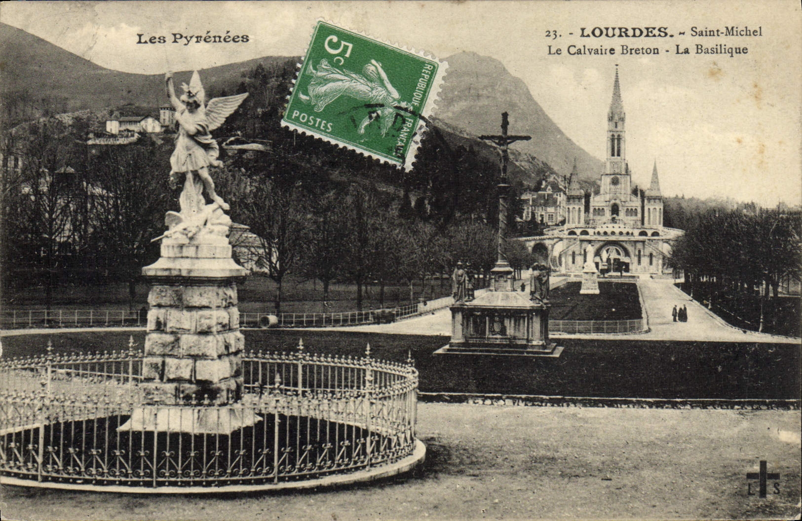 VINTAGE POSTCARD Purenees Heavy Saint Michel the Breton Martyrdom