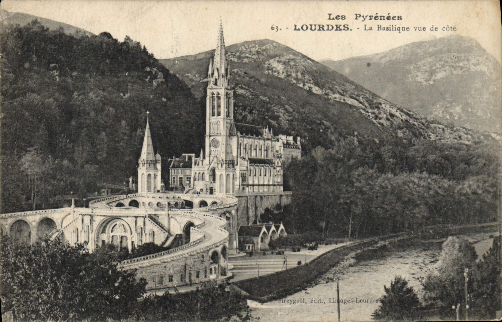 VINTAGE POSTCARD the Heavy Pyrenees the Basilica Seen Of Dimension