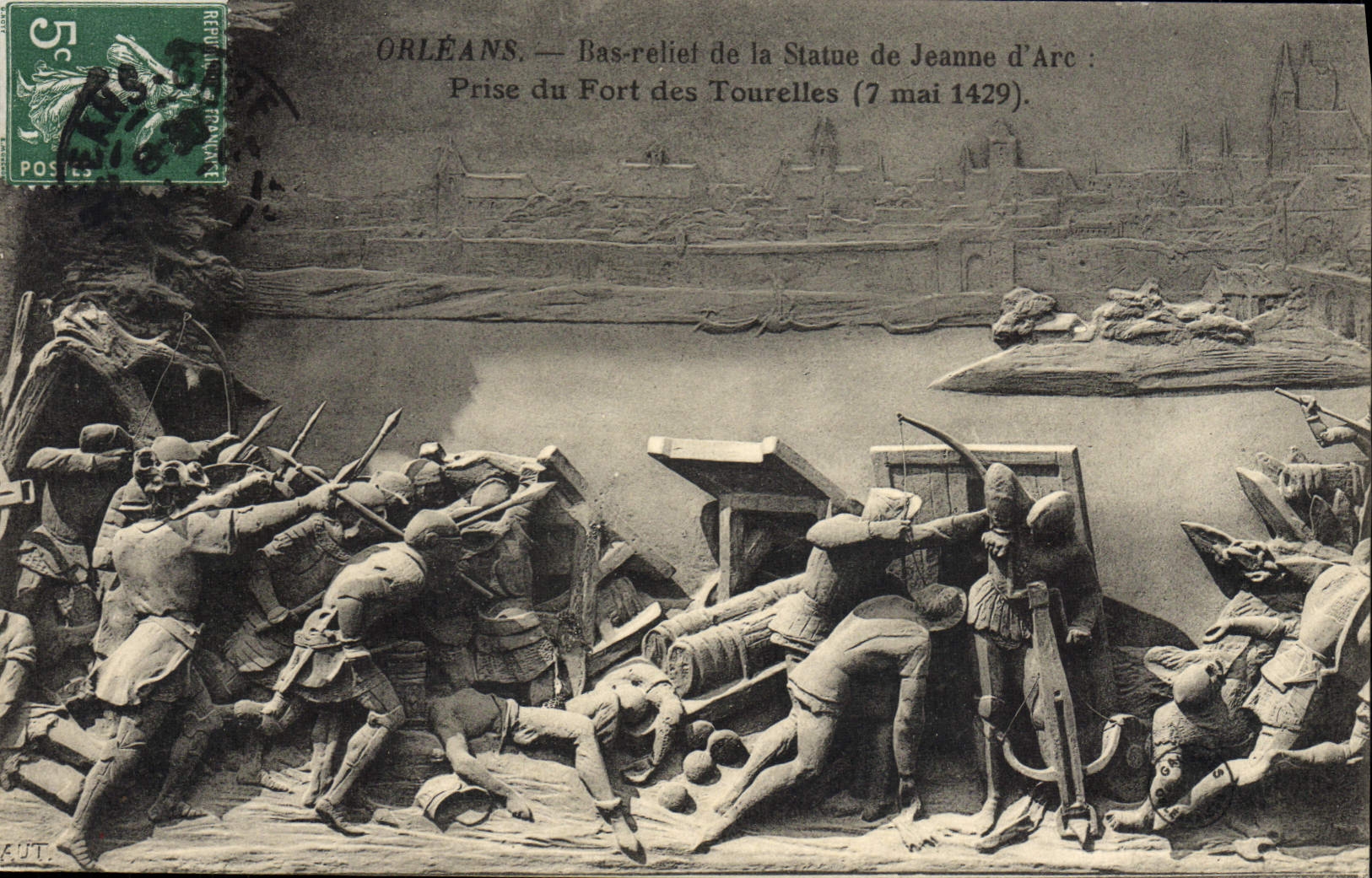 Relevación baja de Orleans de la POSTAL de la VENDIMIA de la estatua del arco del d de Jeanne tomado de Fort de las torrecillas