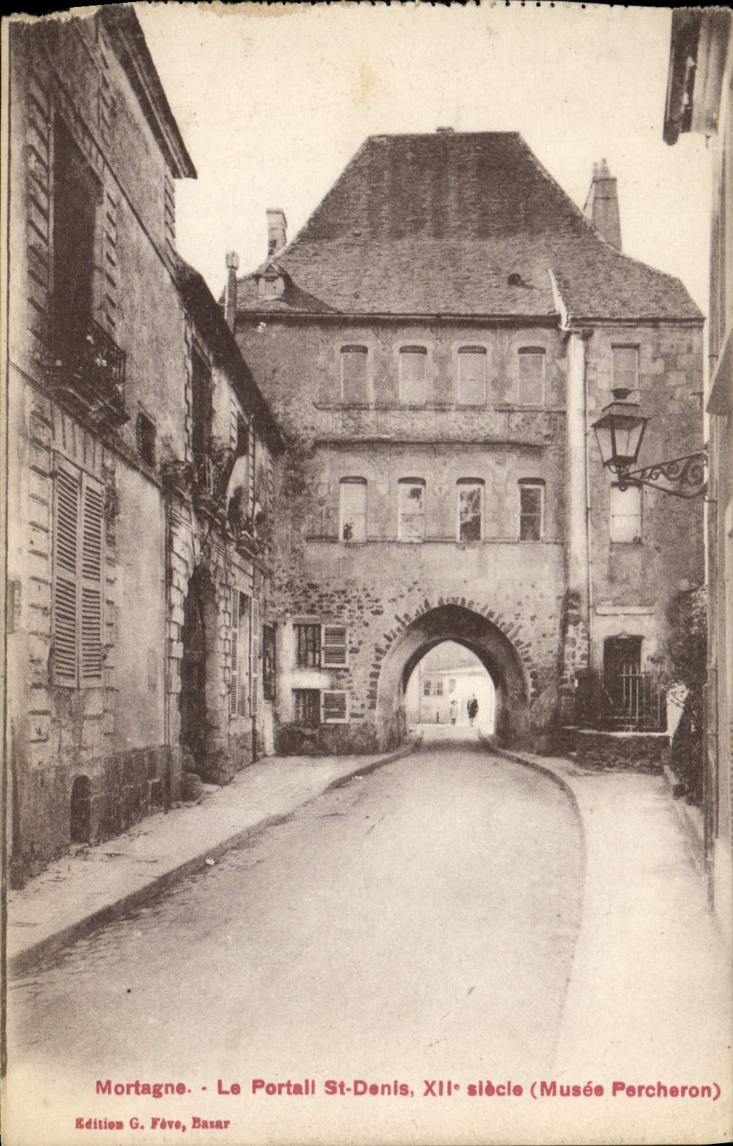 CPA Mortagne Le portail St Denis Musee Percheron 