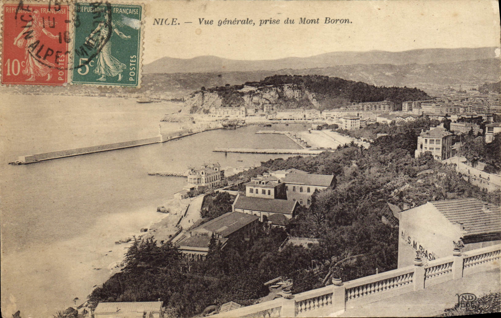 CPA Nice Vue generale prise du Mont Boron