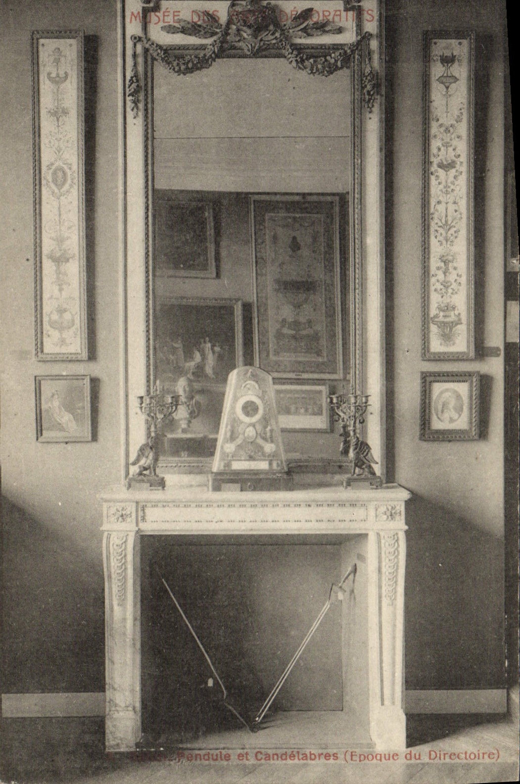CPA Musee Des Arts Decoratifs Pendule et candelabres Directoire