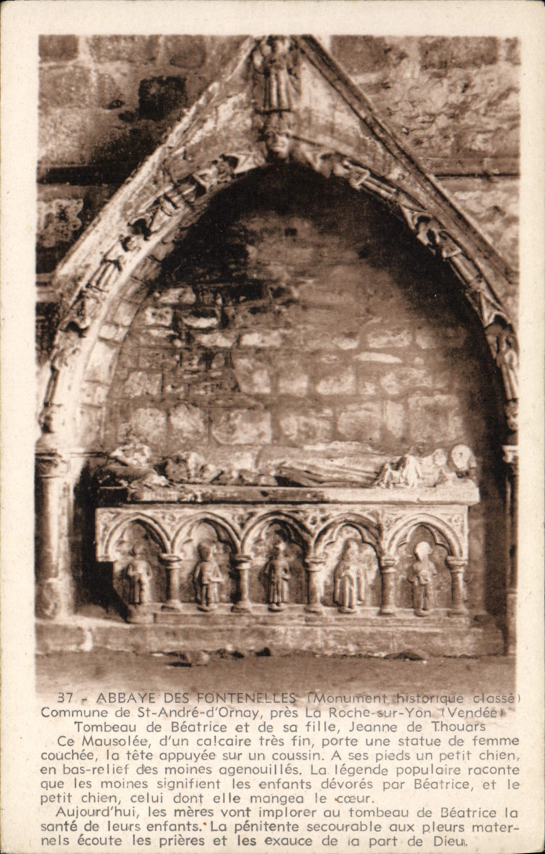 Abadía común de la POSTAL de la VENDIMIA de Fontenelles de las bandas de Ornay del d del St Andre la roca en Yon