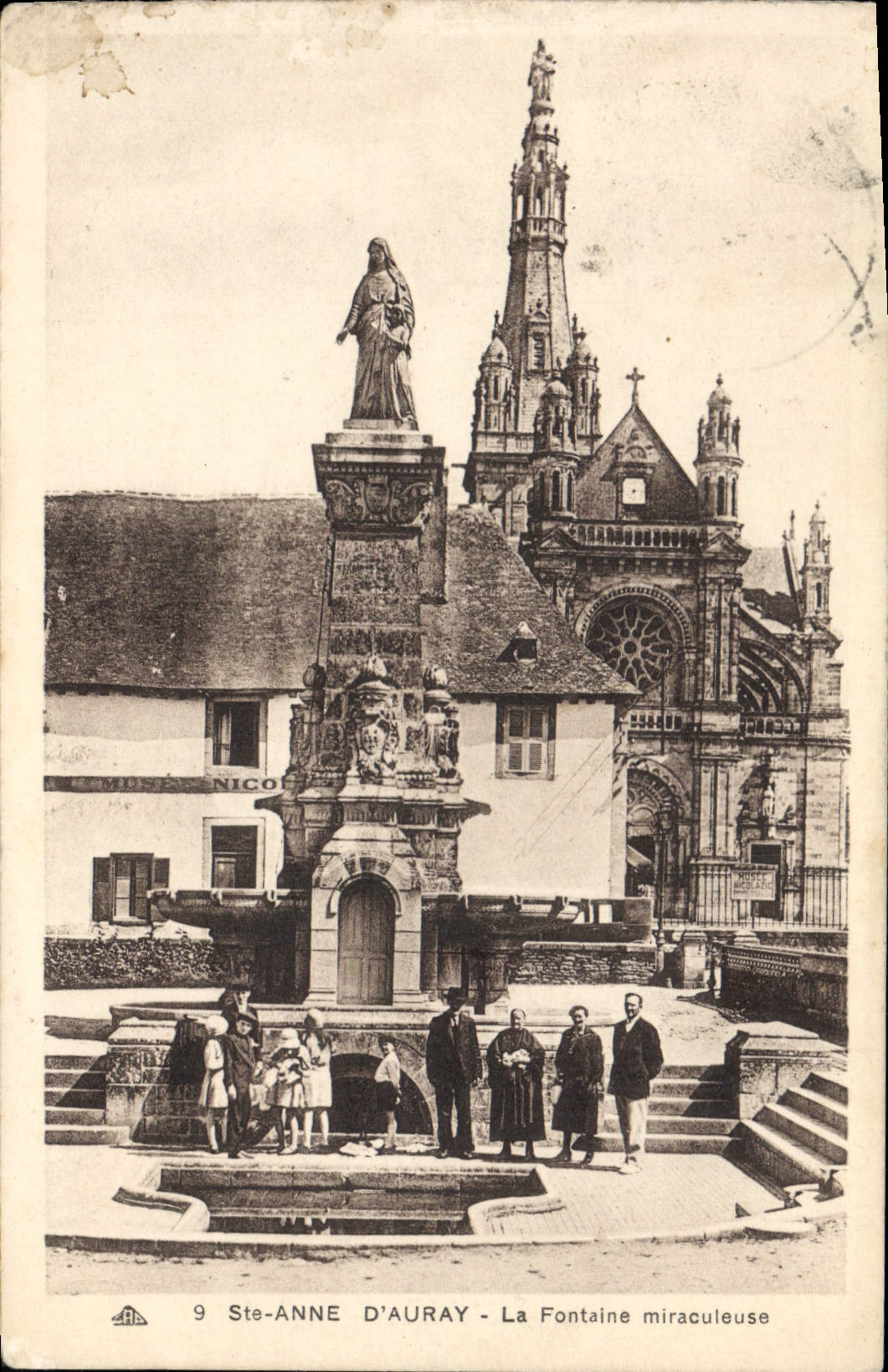 VINTAGE POSTCARD co. Anne D' Auray the Miraculous Fountain