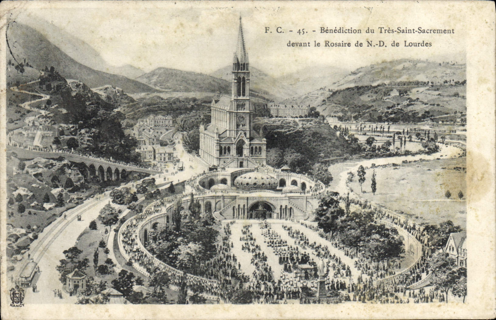 VINTAGE POSTCARD Heavy Blessing of the Very Blessed Sacrament in front of the ND rosary of Doors