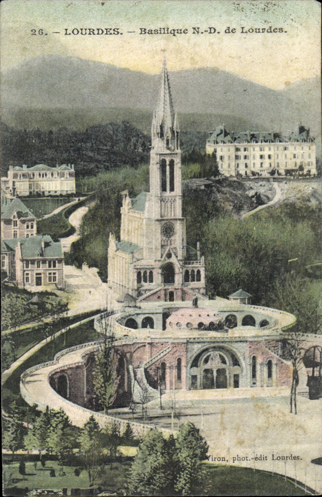 VINTAGE POSTCARD Heavy Notre Dame Basilica