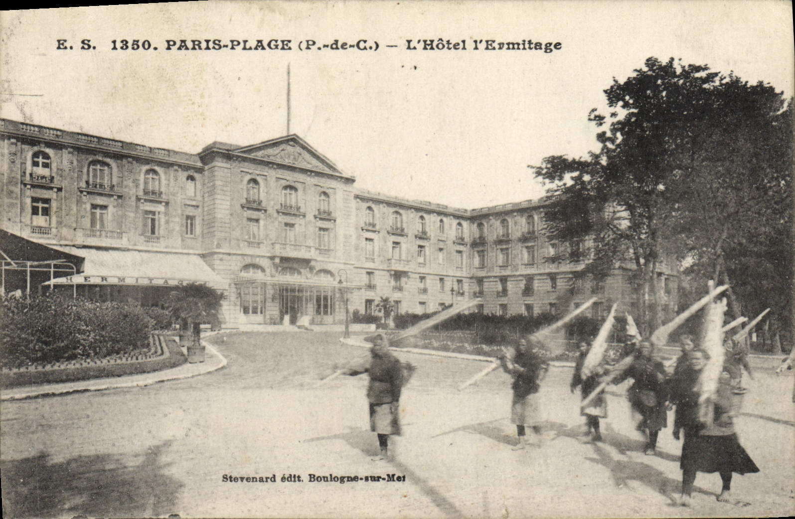 VINTAGE POSTCARD Paris Beach the Hotel the Hermitage Sinning Fishing Folklore