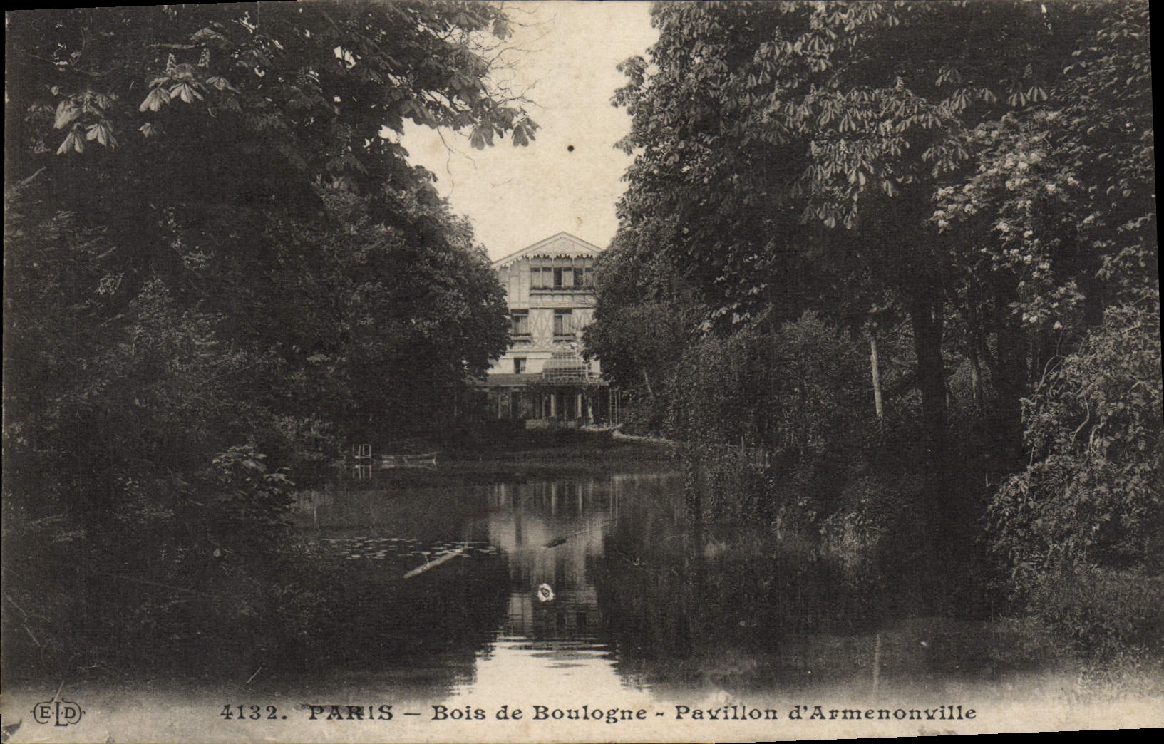 CPA Paris Bois de Boulogne Pavillon d'Armenoville