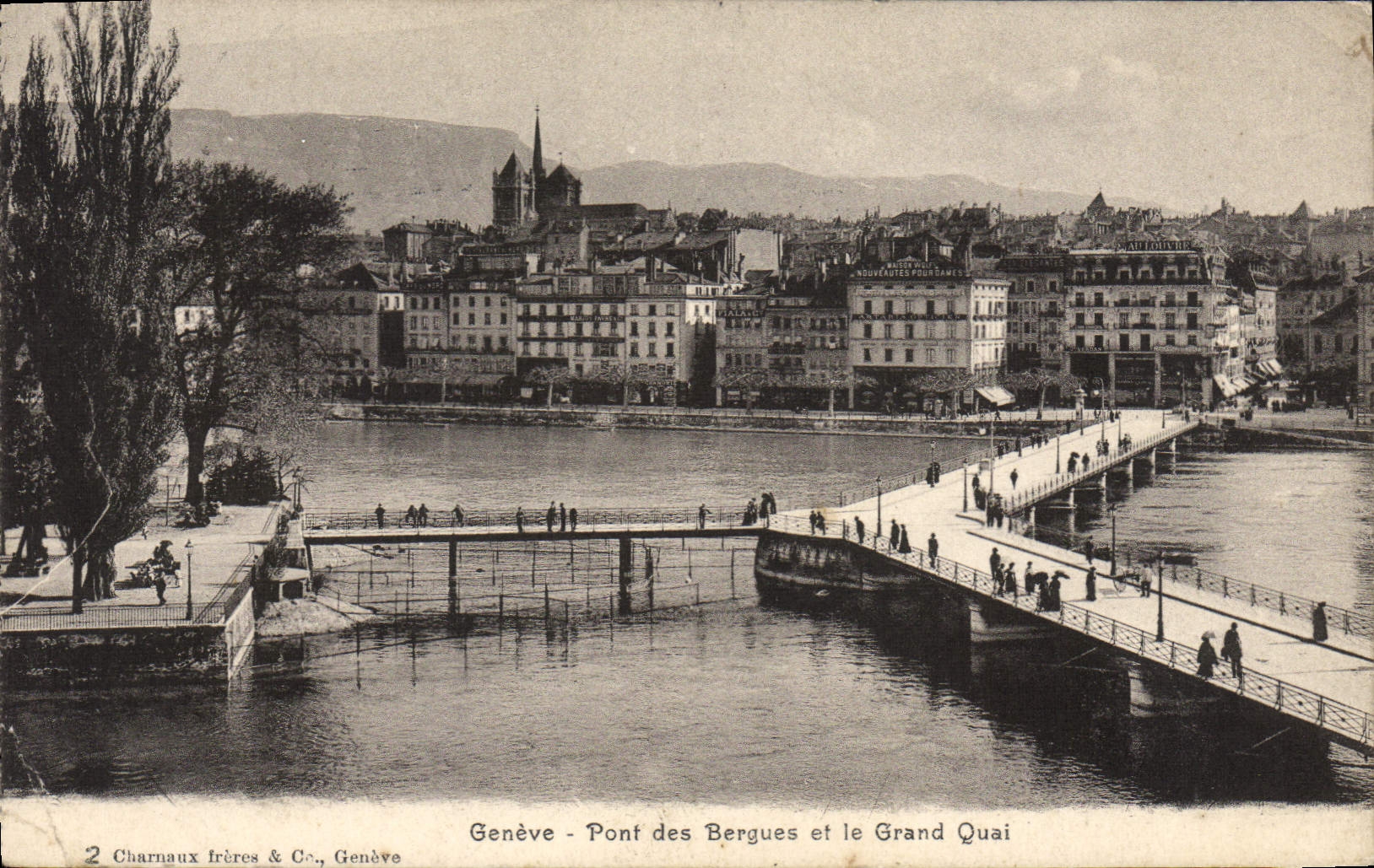 CPA Geneve Pont Des Bergues et le Grand Quai