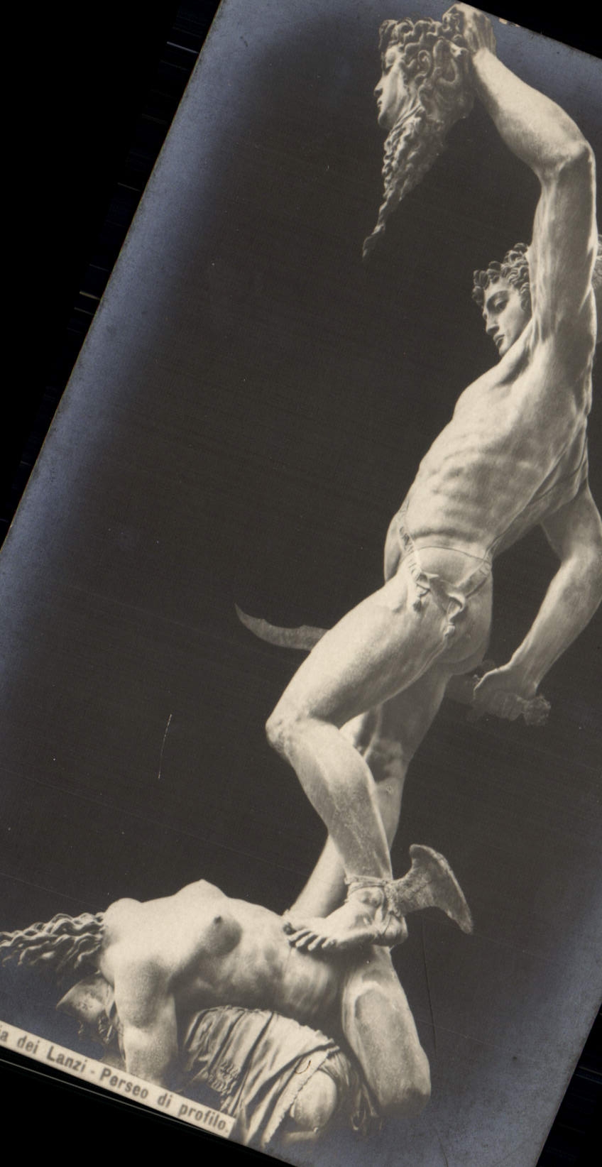 VINTAGE POSTCARD Firenze Loggia dei Lanzi Perseo di profilo