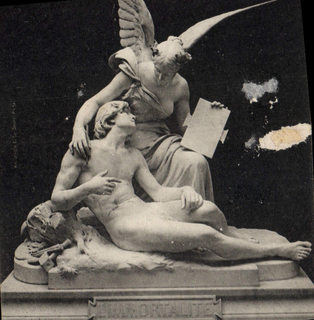 VINTAGE POSTCARD Museum of Luxembourg immortality