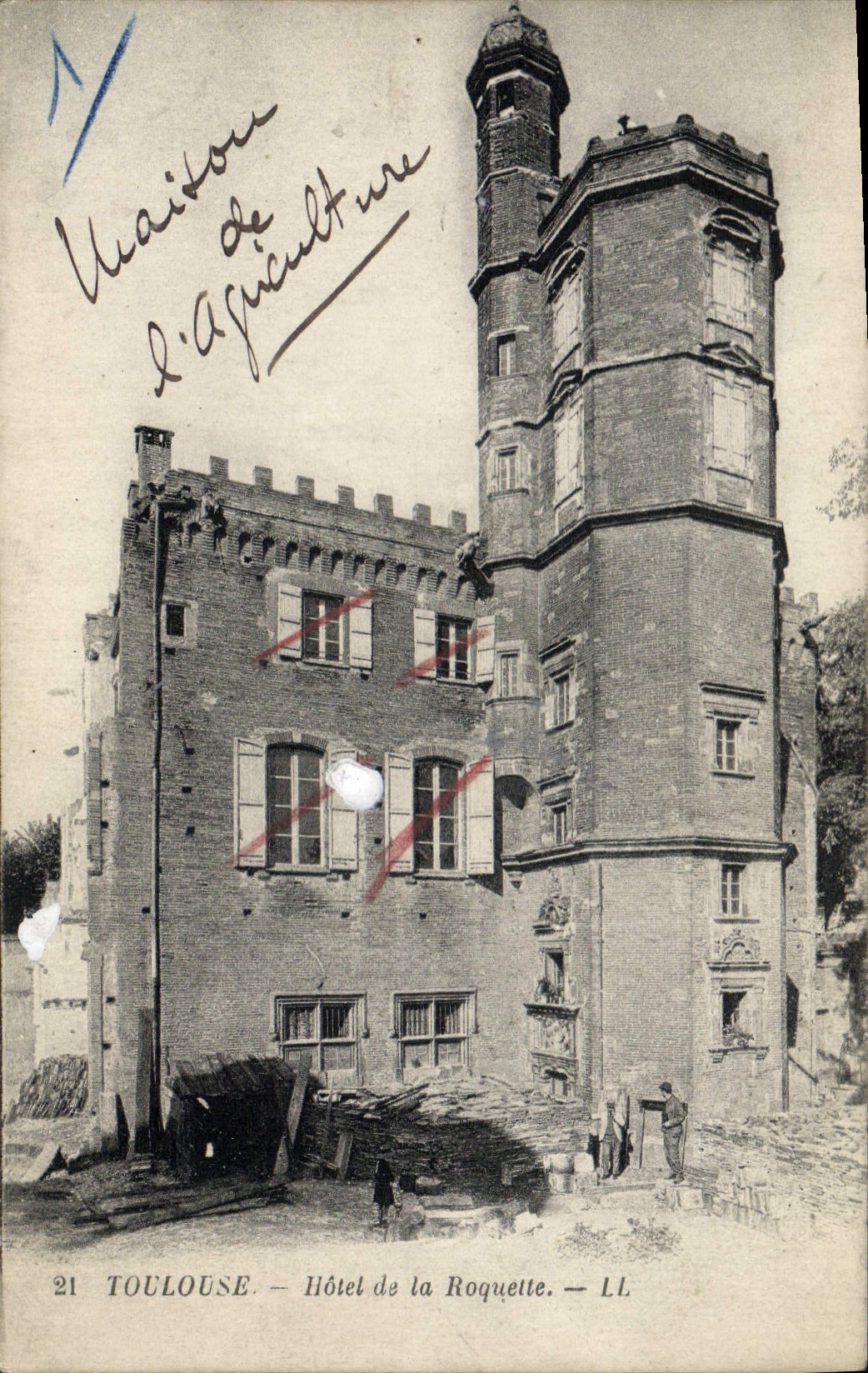 VINTAGE POSTCARD Toulouse Hotel Of the Rocket