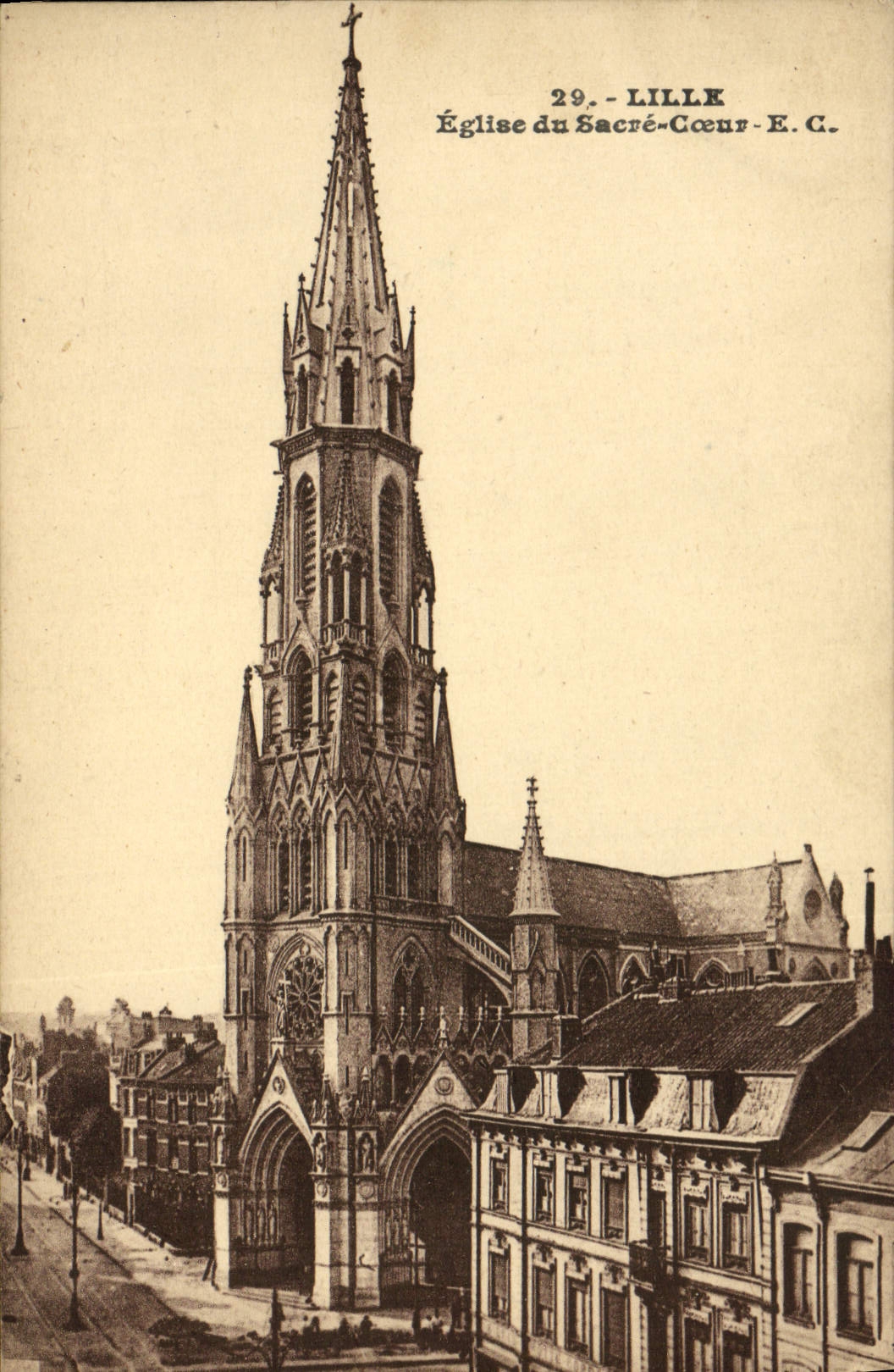 VINTAGE POSTCARD Lille Church of the Sacring Heart
