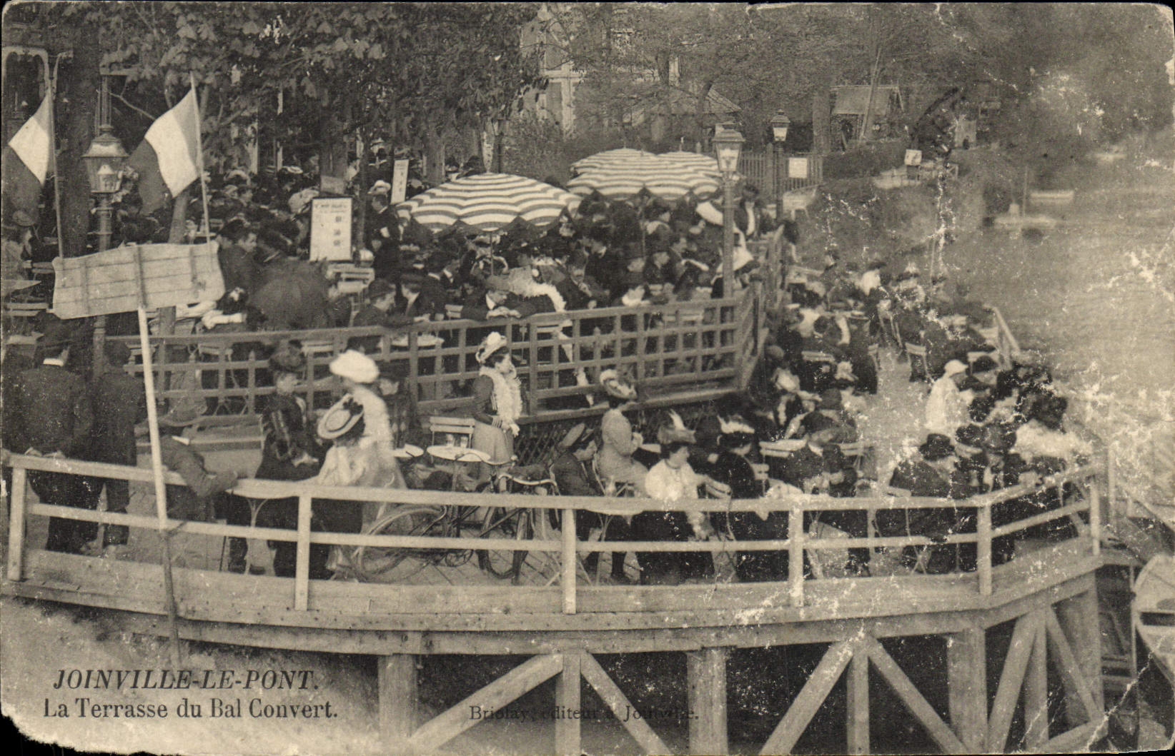 CPA Joinville Le Pont La Terrasse du Bal Couvert