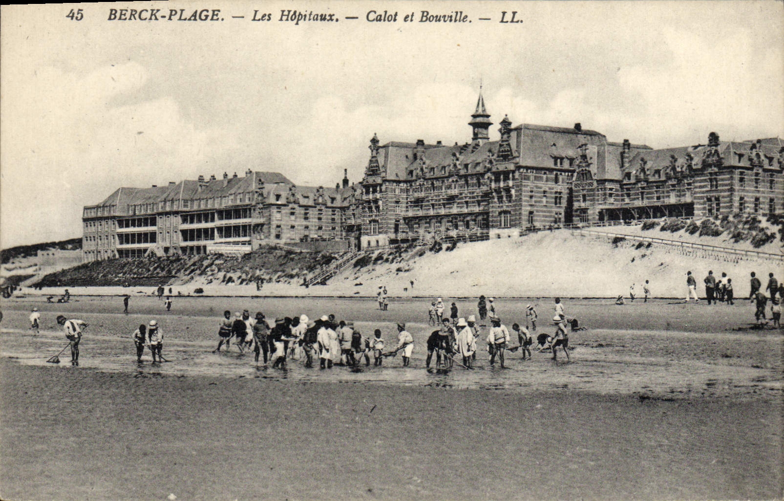 VINTAGE POSTCARD Berck Beach the Hospitals Stone-block and Bouville