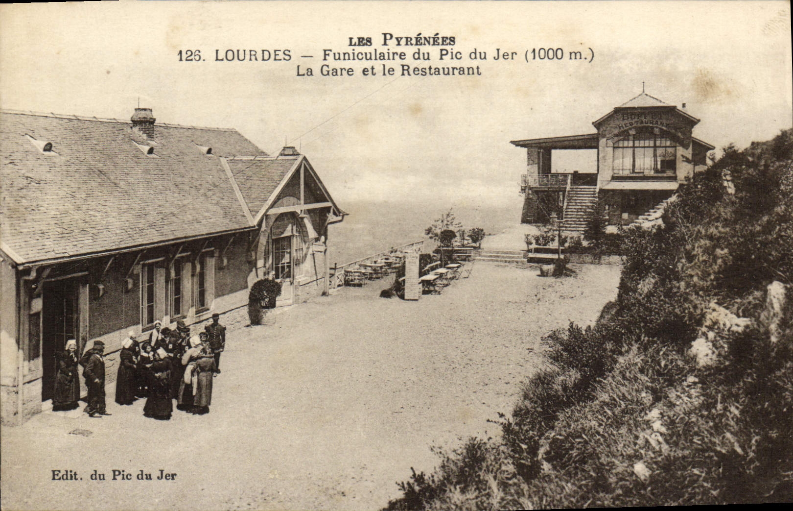 VINTAGE POSTCARD Heavy Funicular of the Peak Of Jer Train station and the restaurant