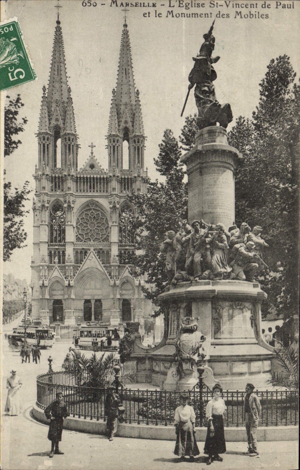 CPA Marseille L'eglise Saint Vincent de Paul et le monument des Mobiles