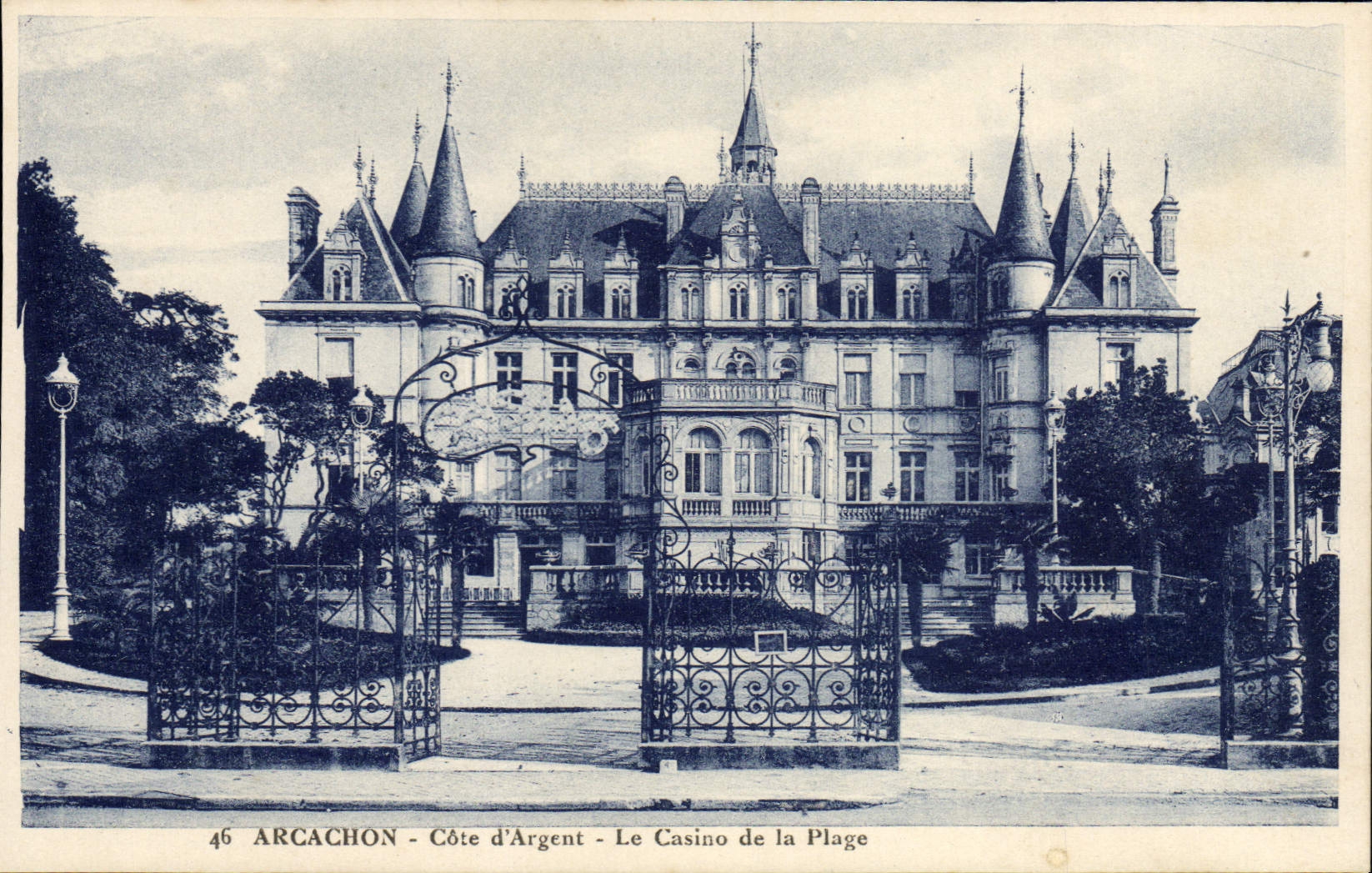 CPA Arcachon Cote d'Argent Le casino vu de la plage
