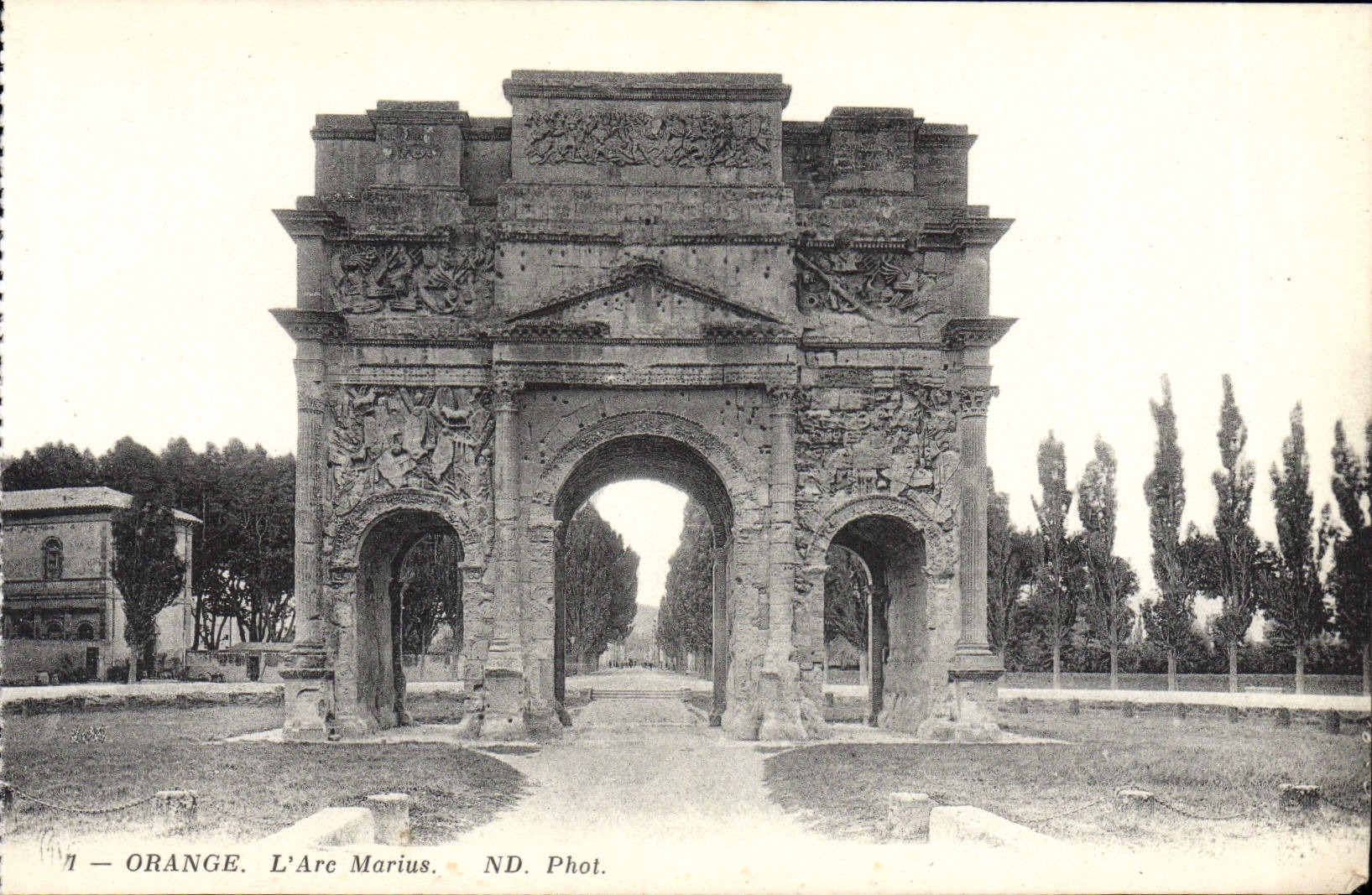 CPA Orange L'arc Marius