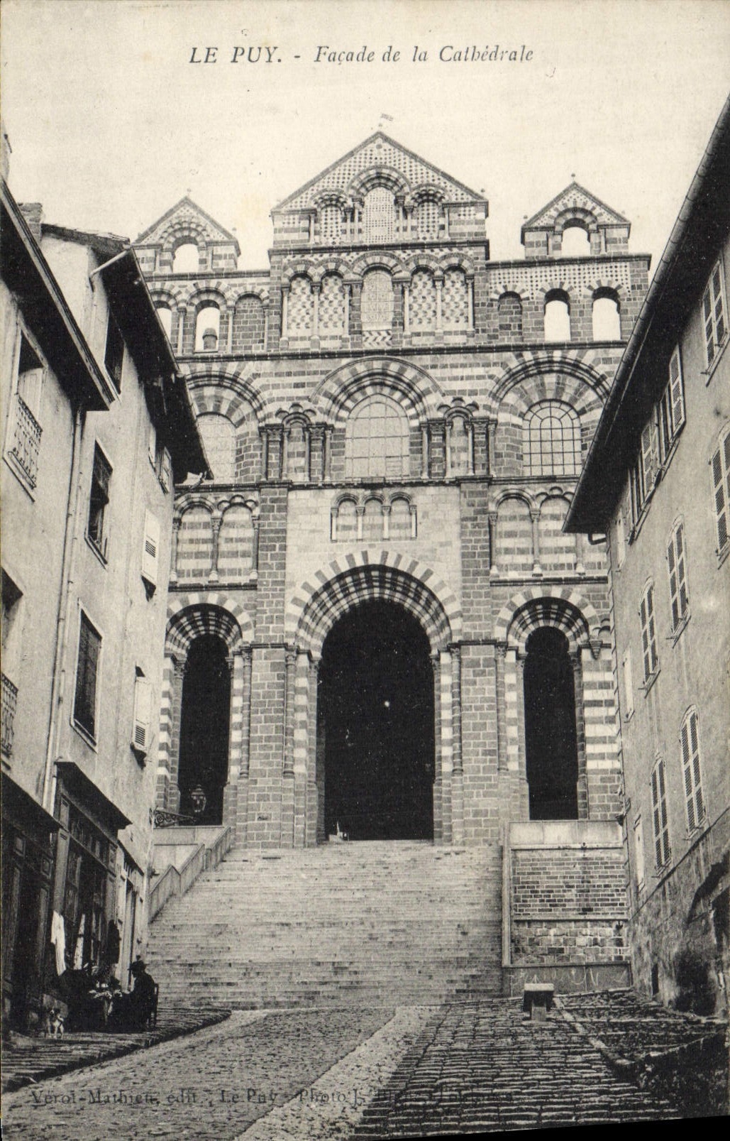VINTAGE POSTCARD Puy Frontage Of the Cathedral