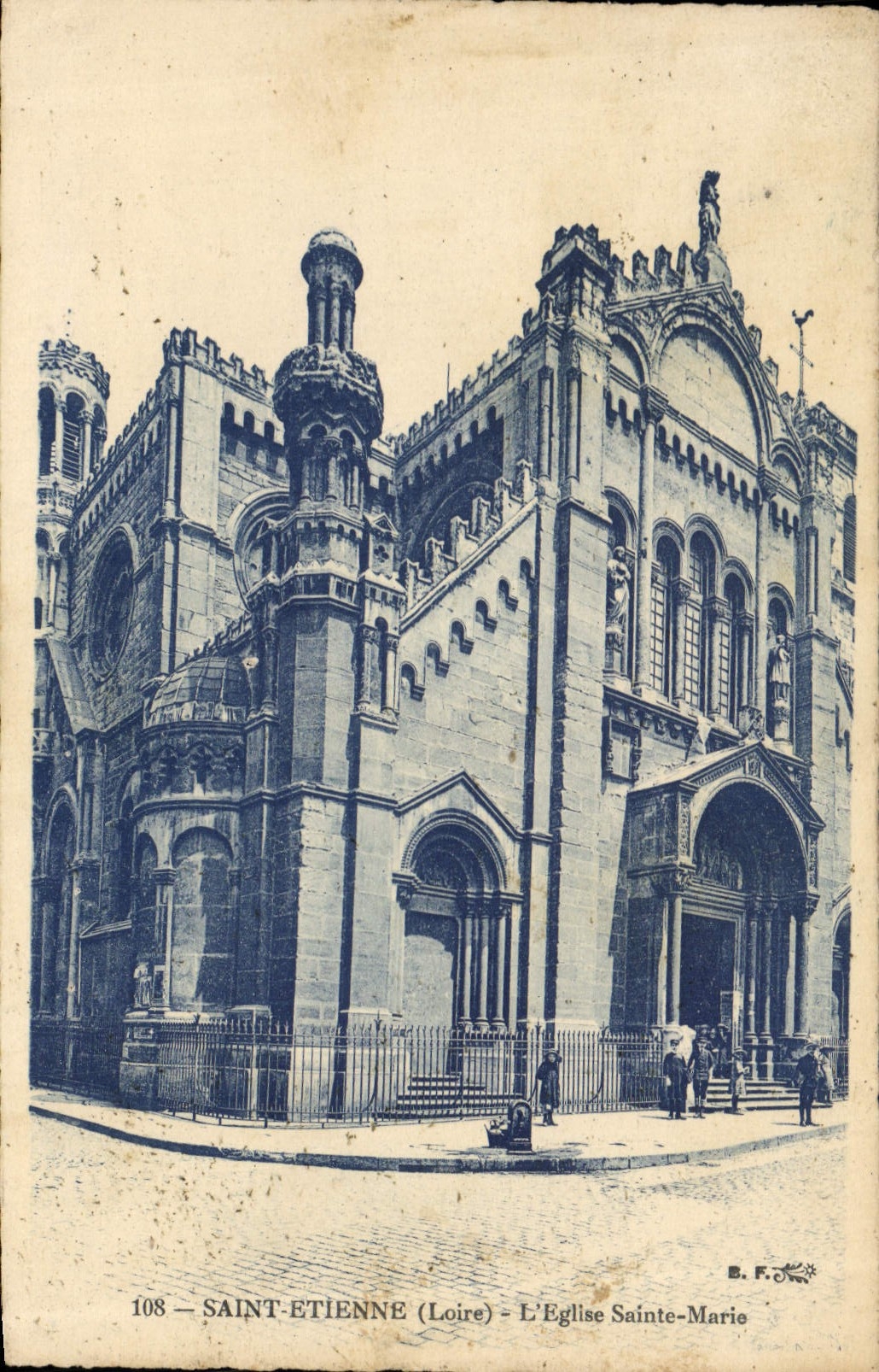 VINTAGE POSTCARD Holy Etienne the Church Holy Marie