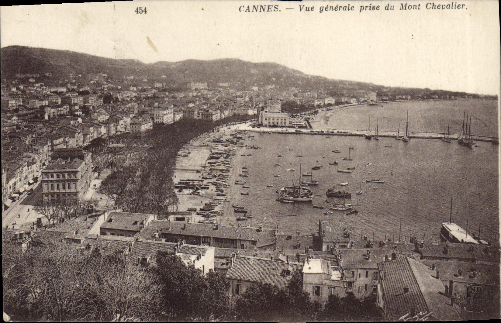 CPA Cannes Vue Generale Prise Du Mont Chevalier