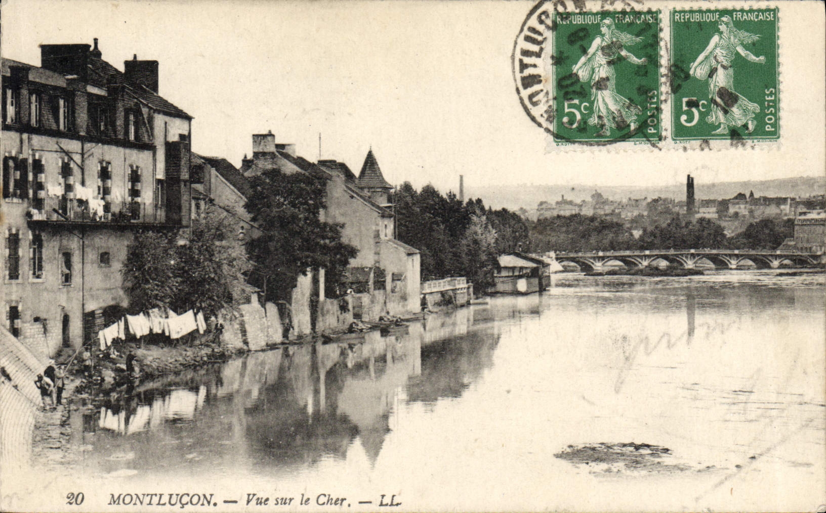 VINTAGE POSTCARD Montlucon Seen On Expensive