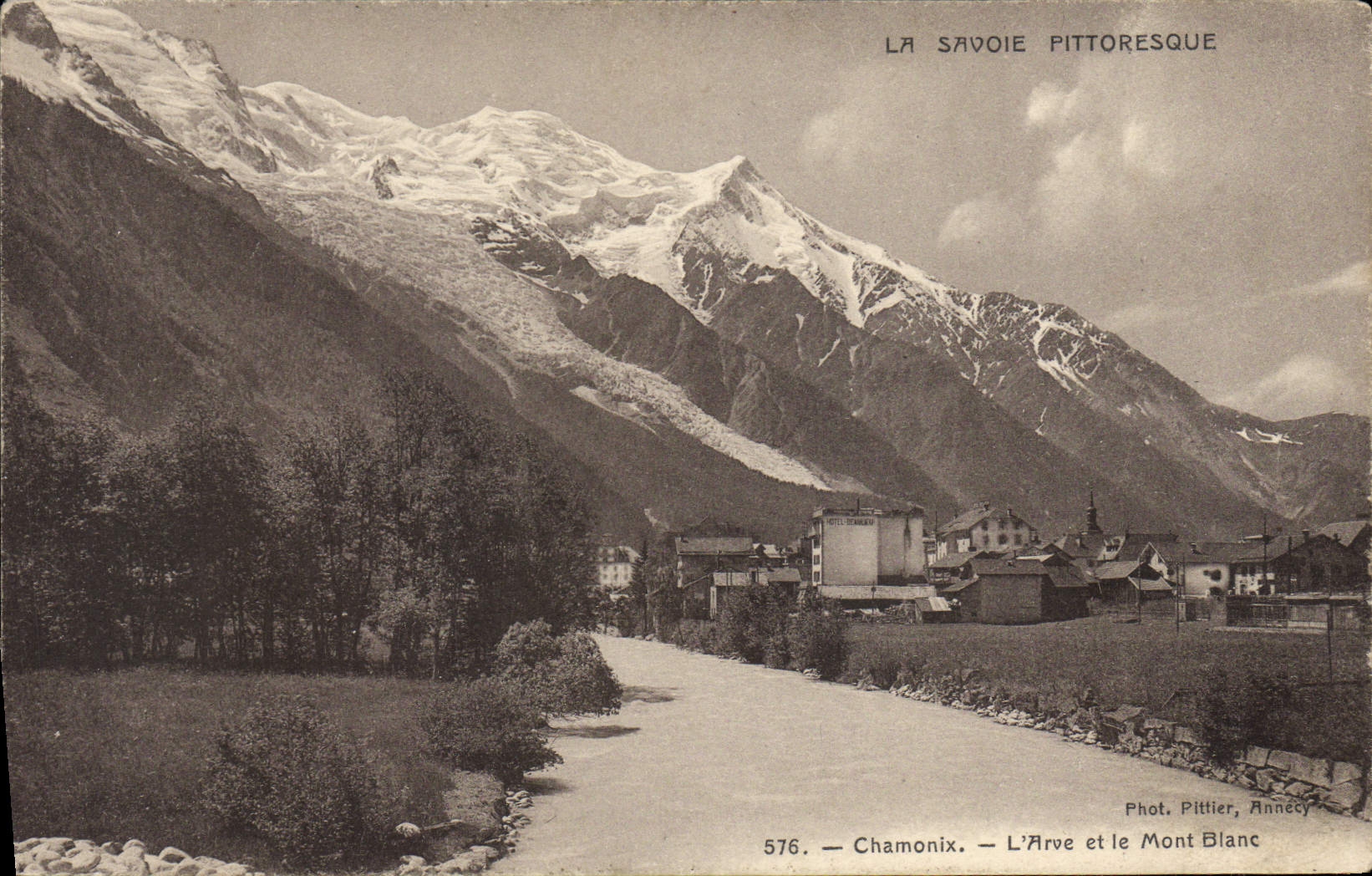 CPA Chamonix L'Arve Et Le Mont Blanc