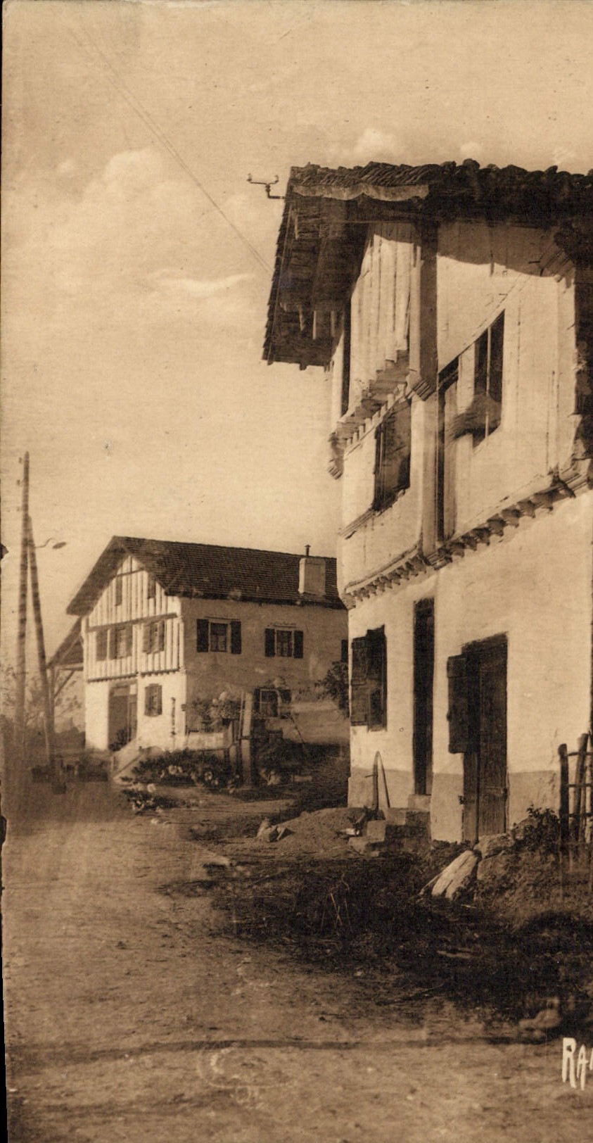 CPA Fermes basques