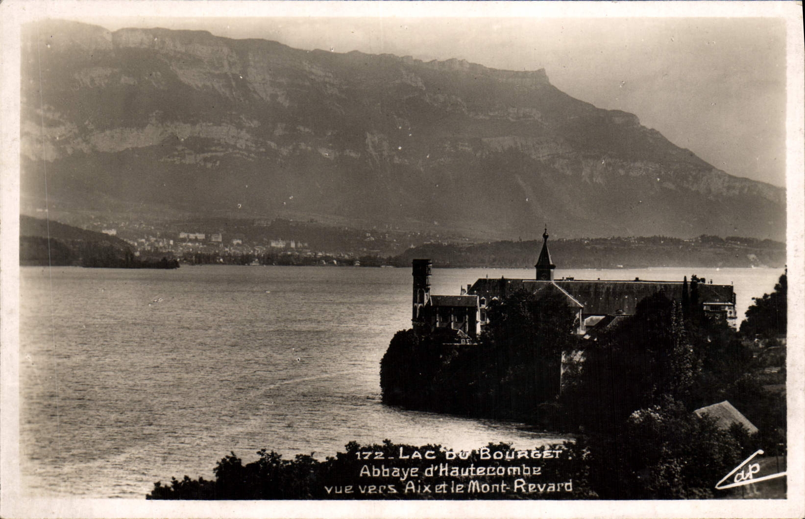 CPM Lac Du Bourget Abbaye D'Hautecombe vue Aix et le mont Revard