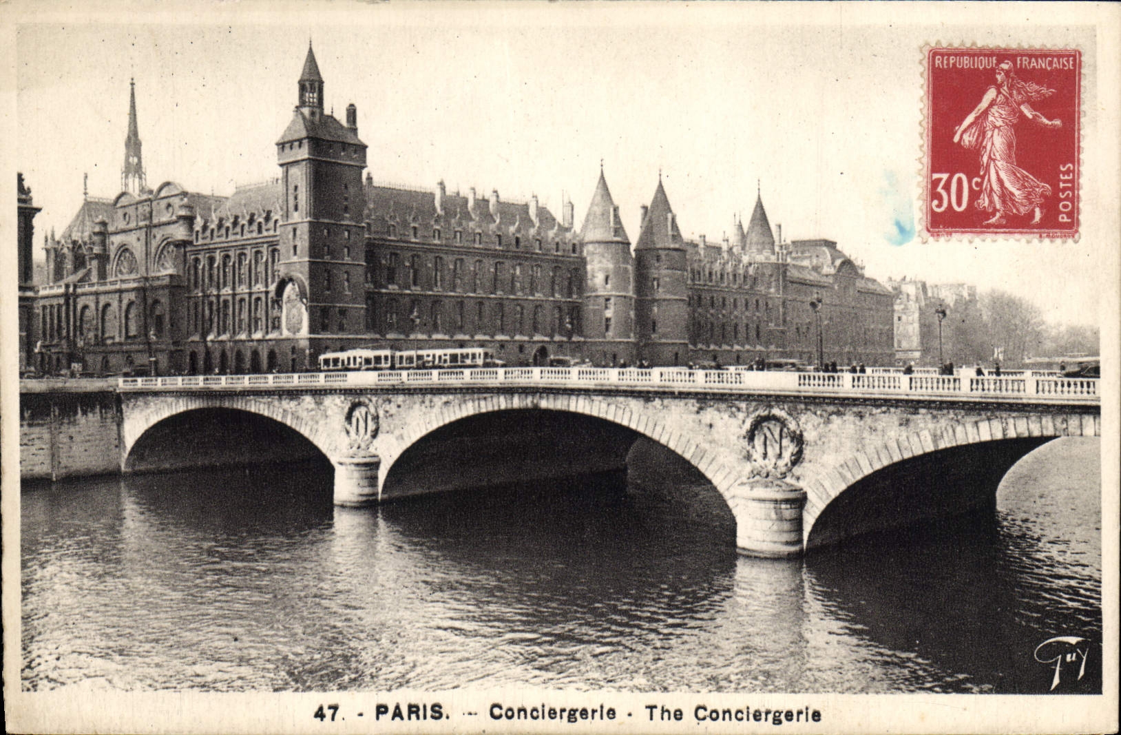VINTAGE POSTCARD Paris Conciergerle