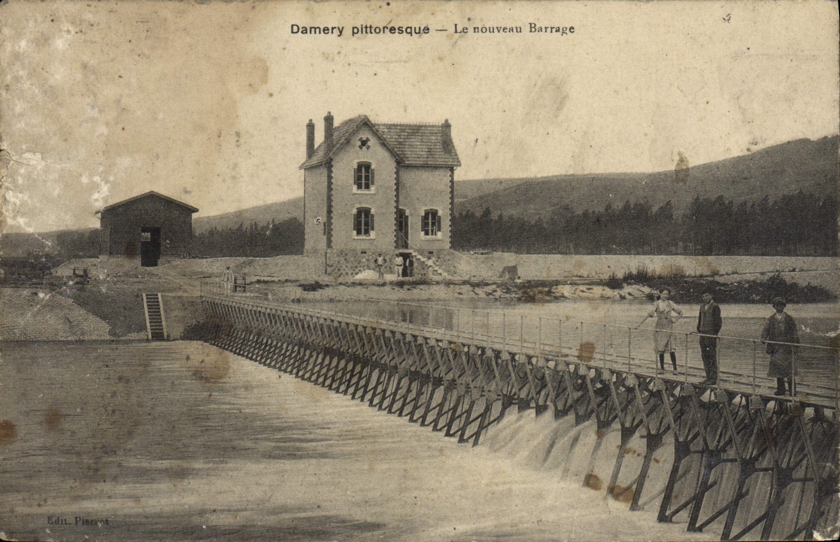 CPA Damery Pittoresque Le Nouveau Barrage