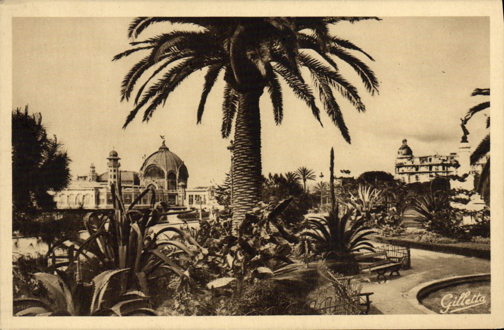 CPA Nice Un Coin des Jardins