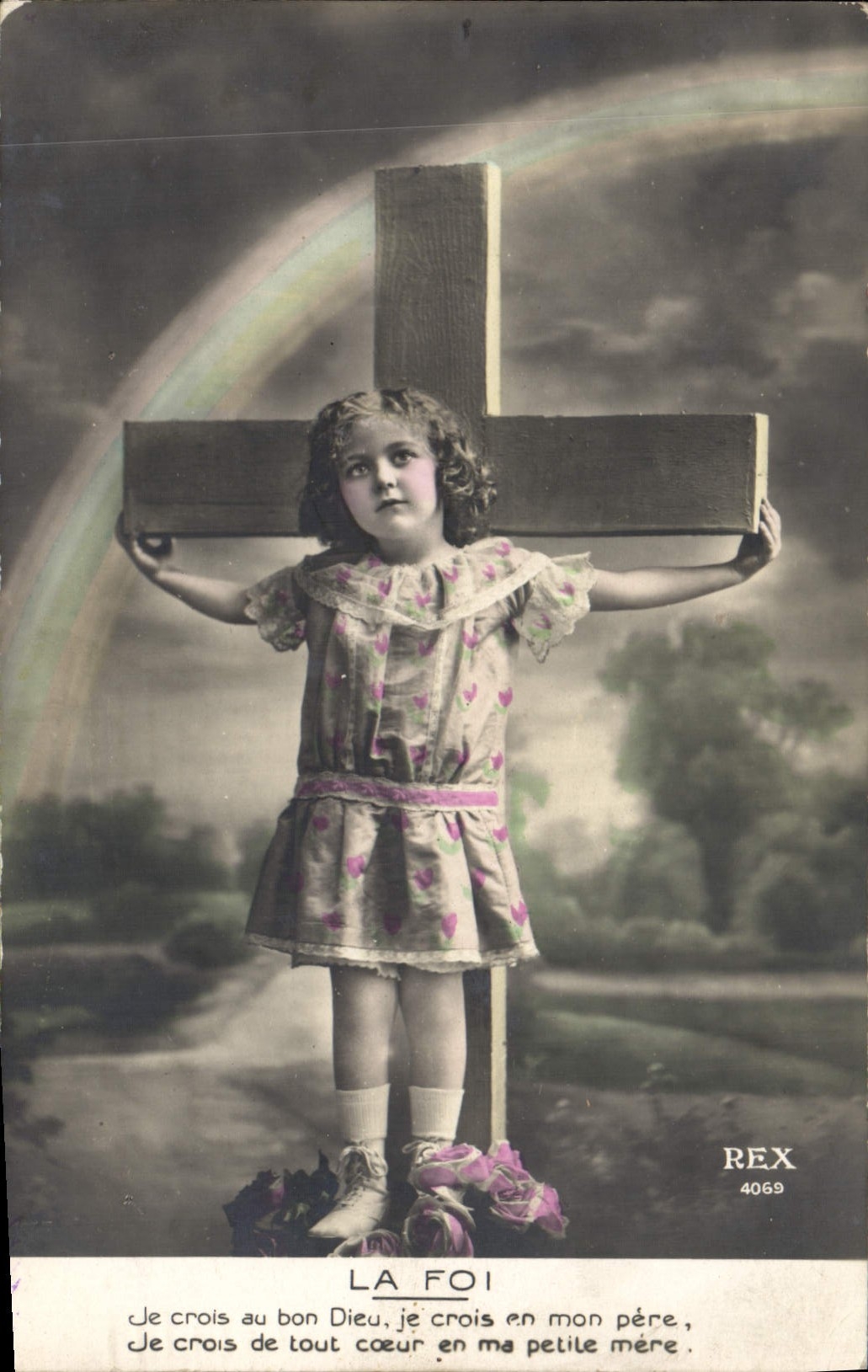 VINTAGE POSTCARD Fantasy Child Cross faith