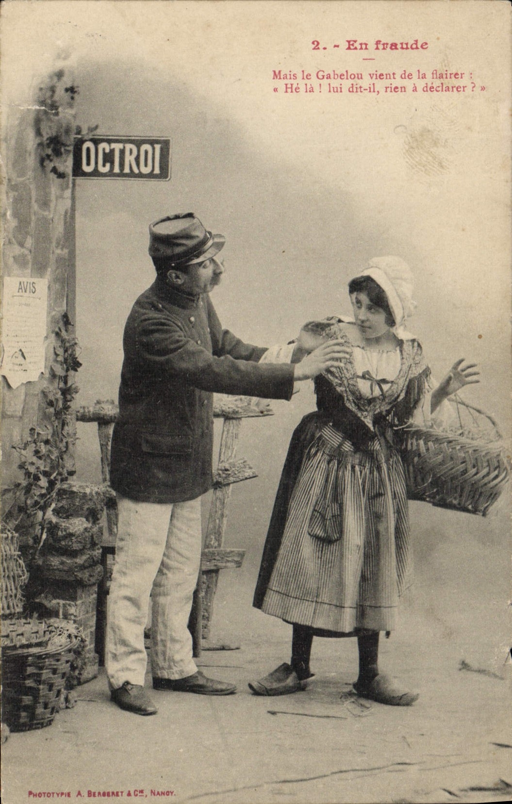 VINTAGE POSTCARD Fantaisie Woman defrauds Octroi of It