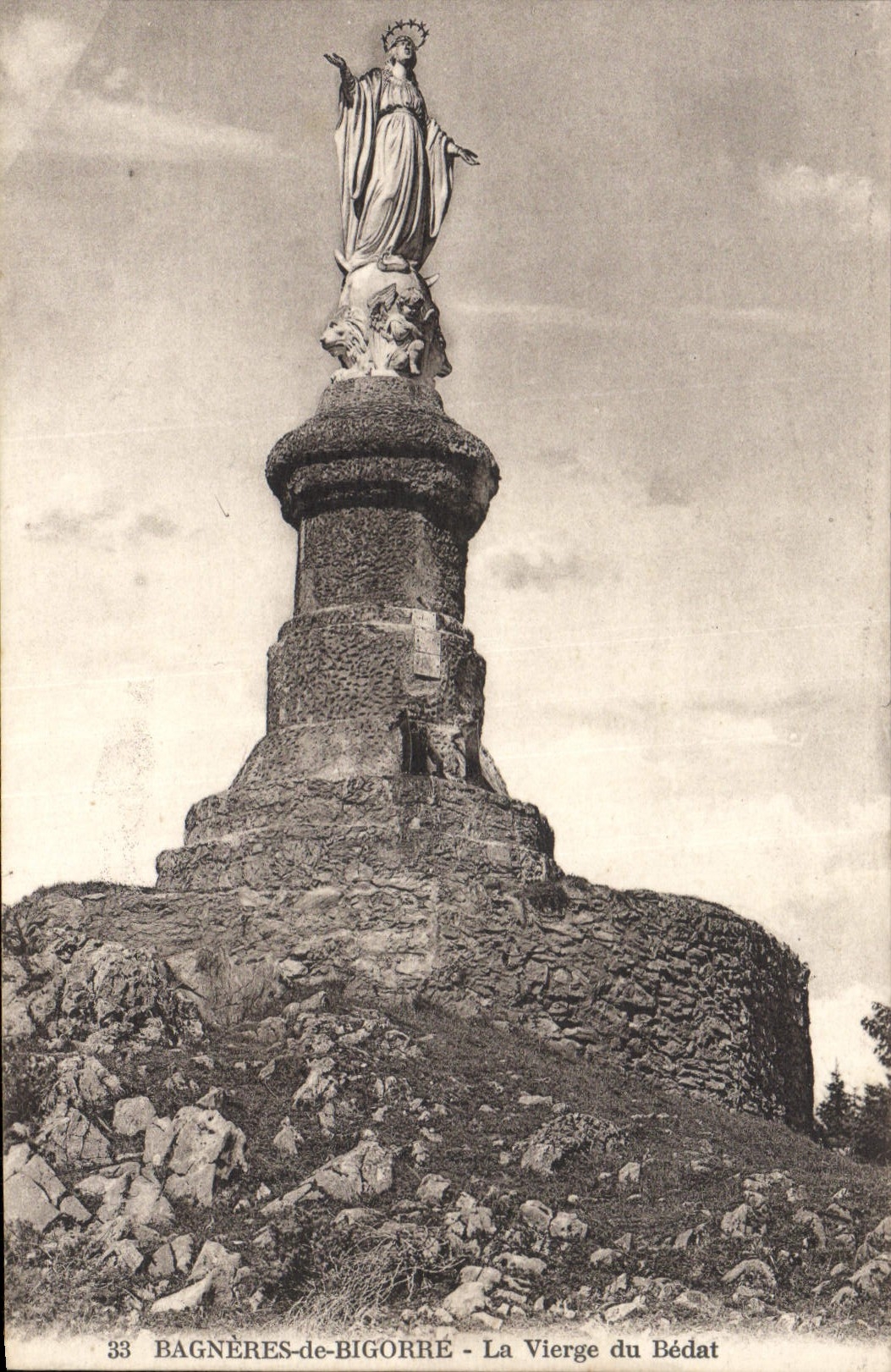 CPA Bagneres de Bigorre La Vierge du Bedat