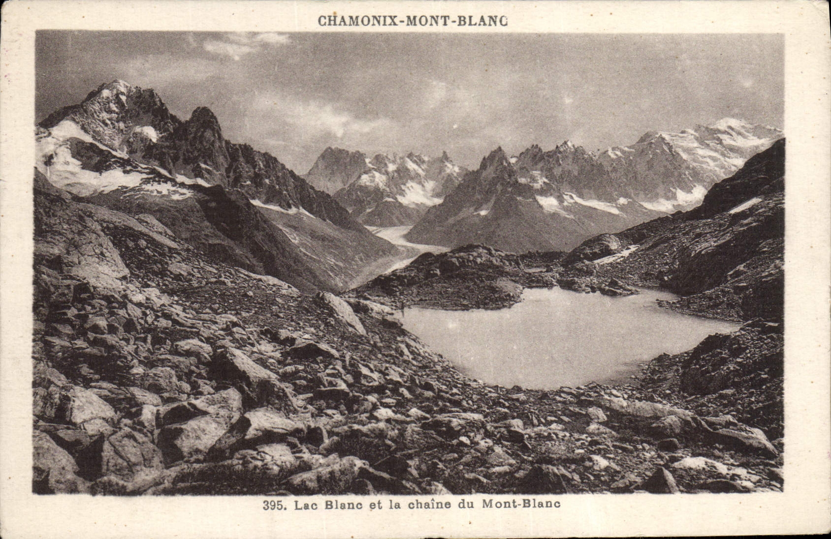 Lago blanco Chamonix Mont Blanc de la POSTAL de la VENDIMIA y la cadena de Mont Blanc