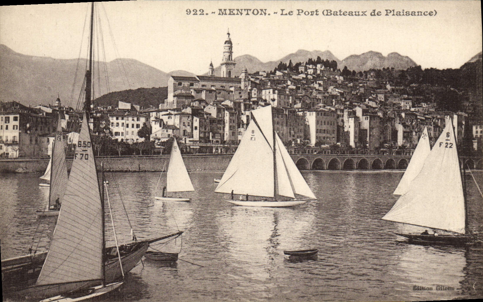 CPA Menton Le Port Bateaux de Plaisance