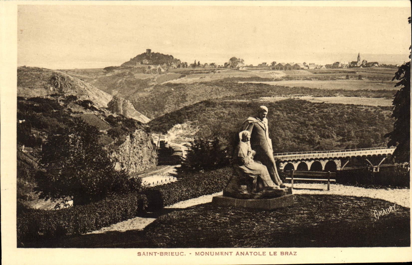 CPA Saint Brieuc Monument Anatole Le Braz