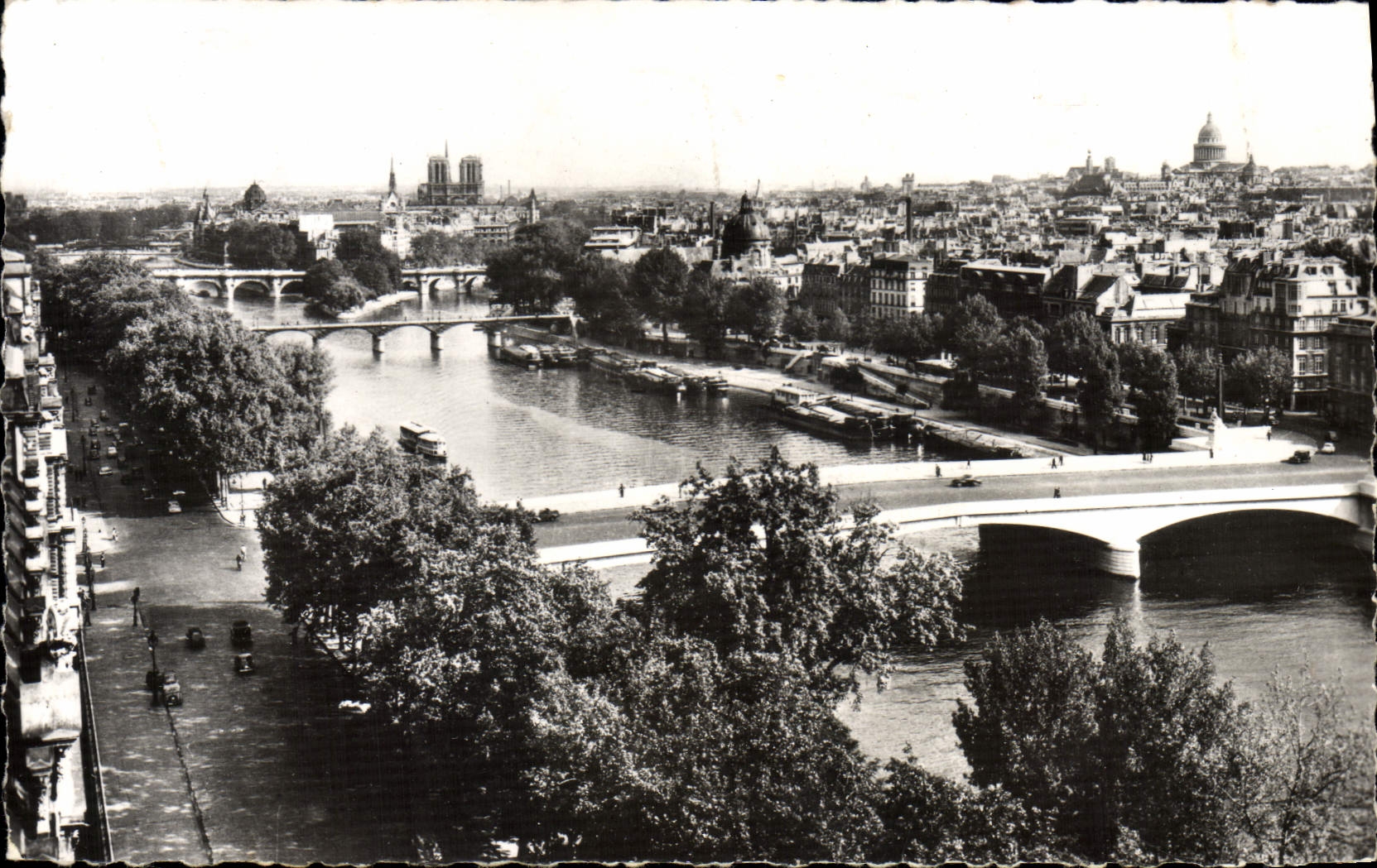 CPM Paris Vue Panoramique Sur La Seine