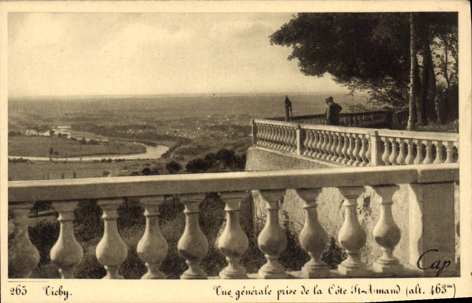CPA Vichy Vue Generale Prise de la Cote St Amand