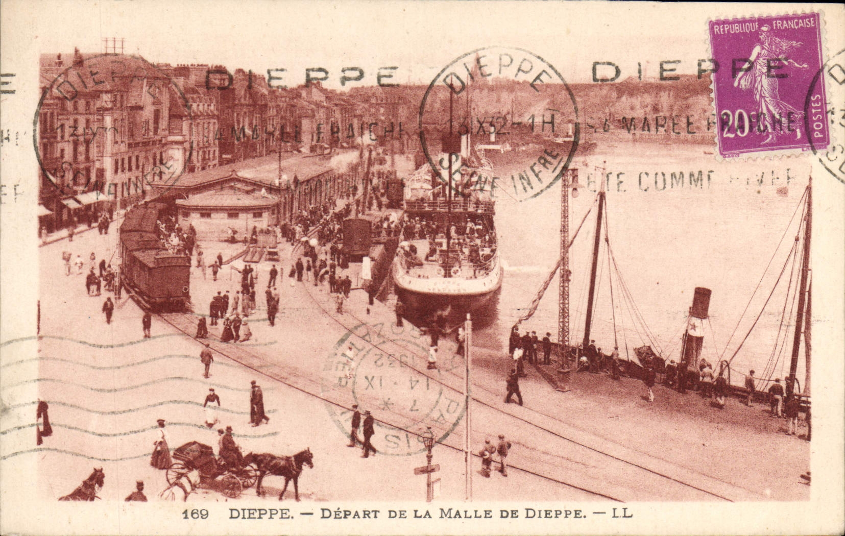 CPA Dieppe Depart De La Malle De Dieppe Bateau