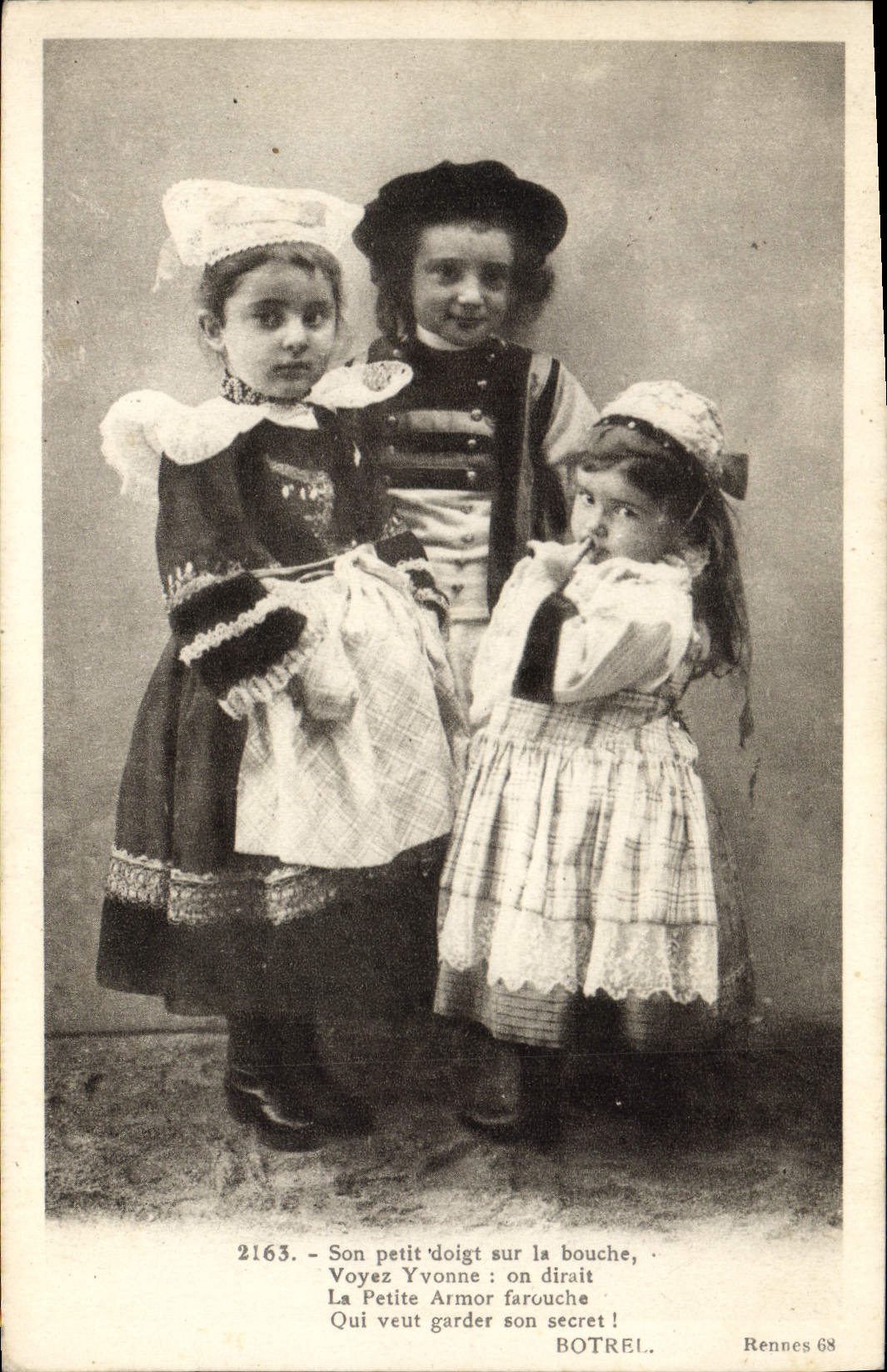 CPA Fantaisie Enfants Folklore 